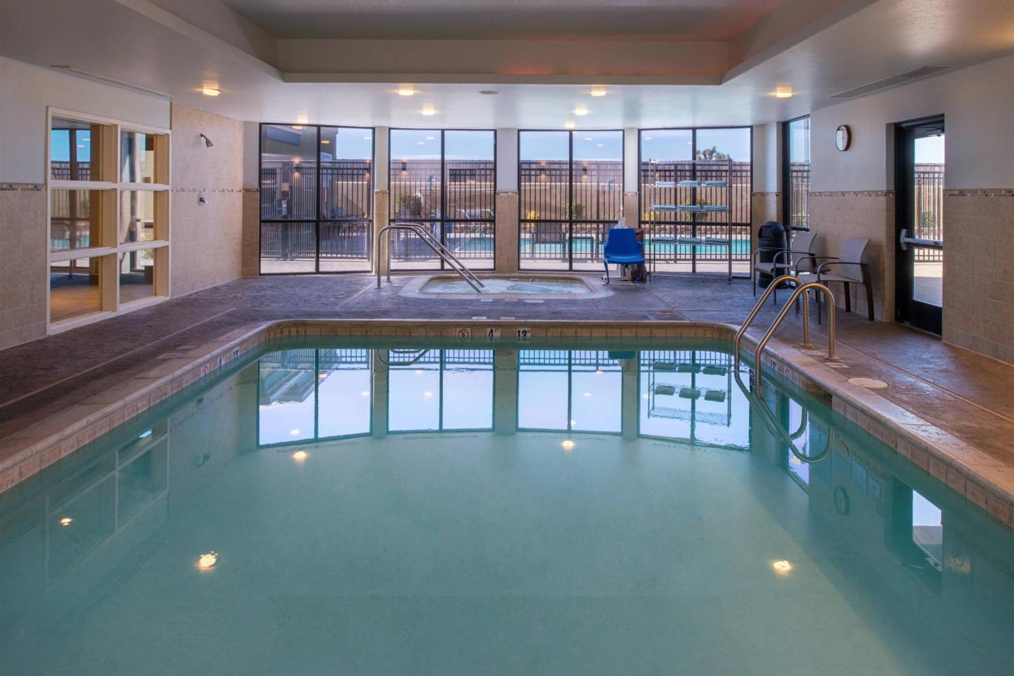 Courtyard By Marriott Victorville Hesperia Extérieur photo