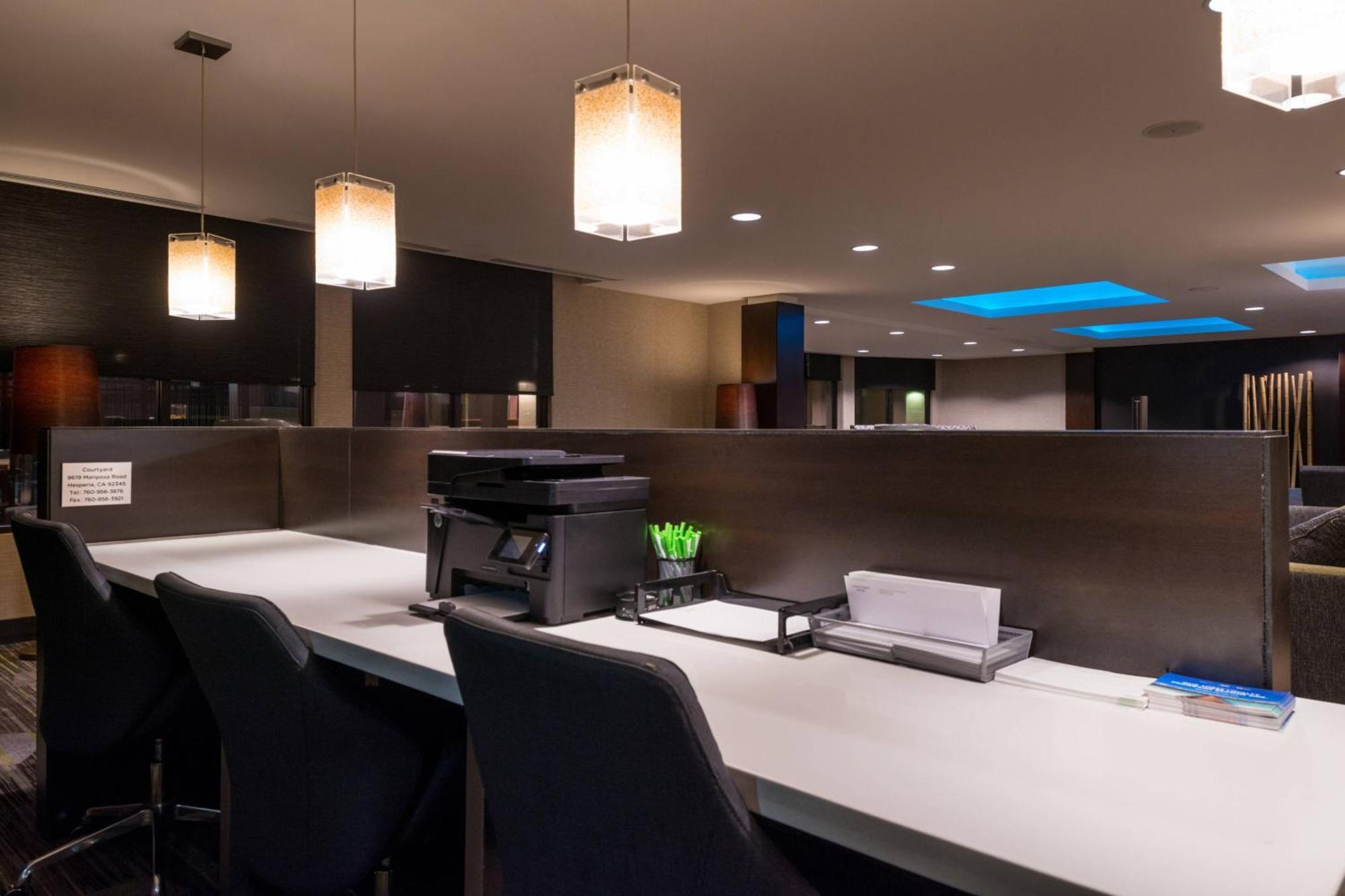Courtyard By Marriott Victorville Hesperia Extérieur photo