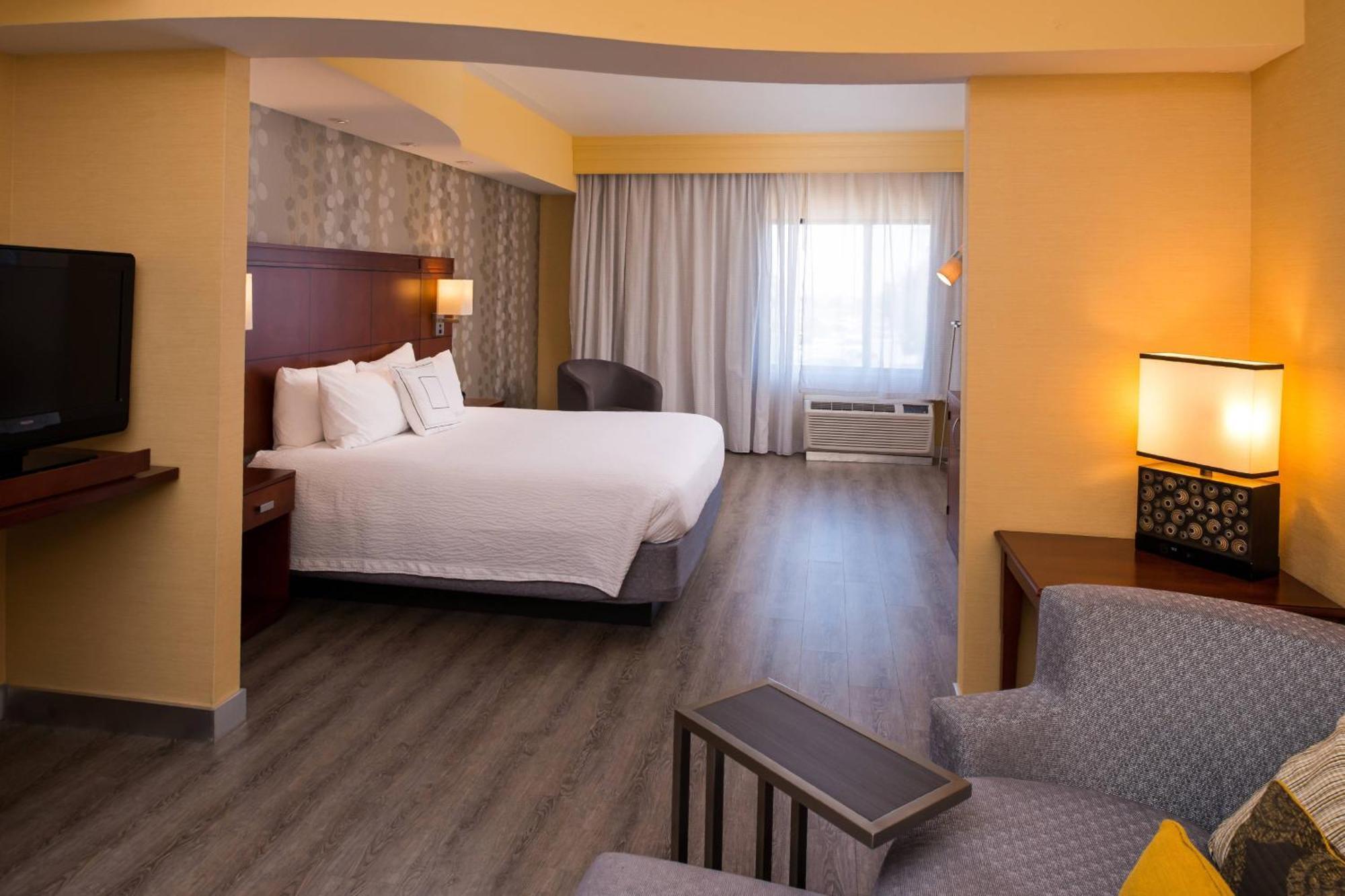 Courtyard By Marriott Victorville Hesperia Extérieur photo