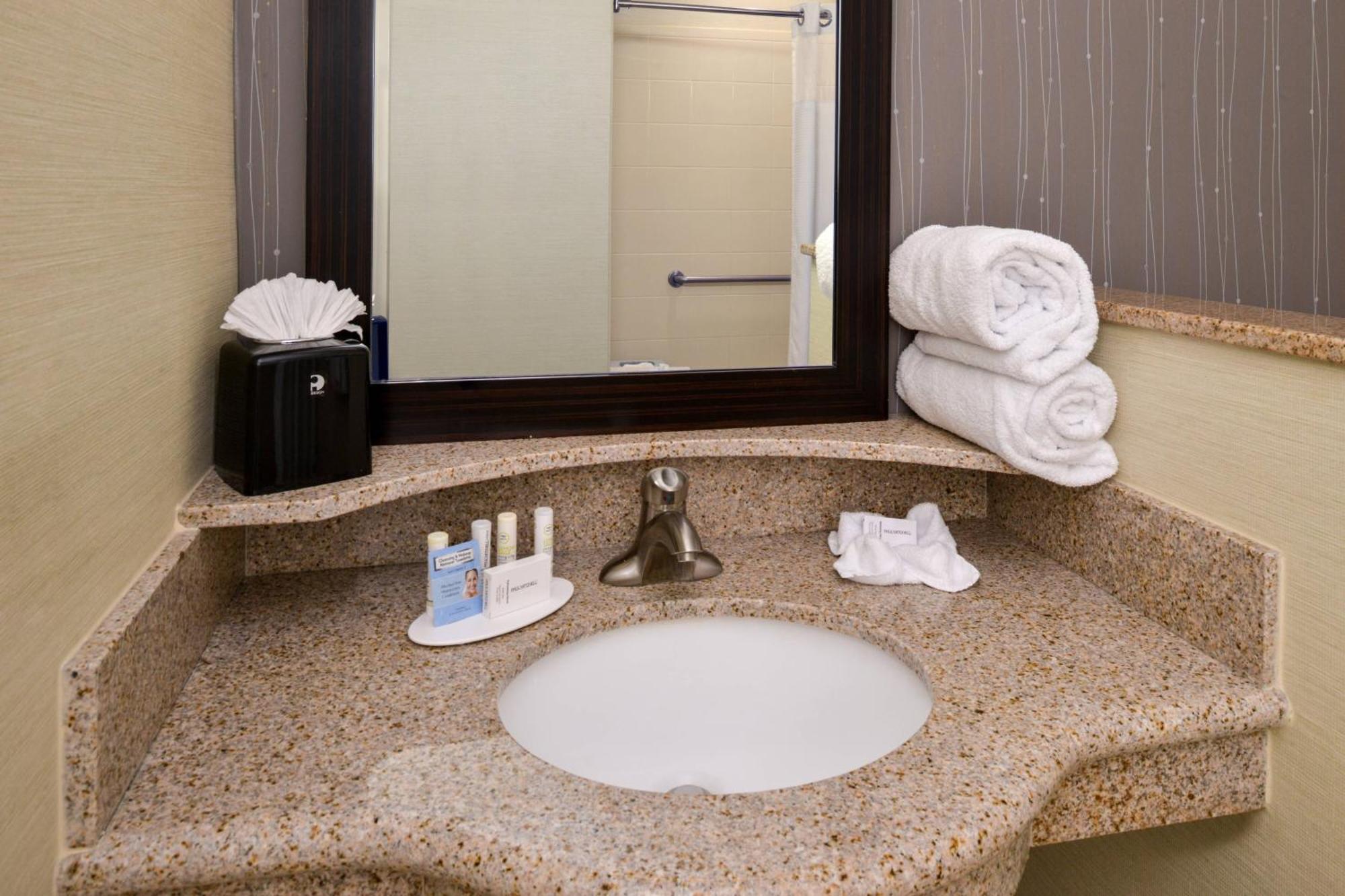 Courtyard By Marriott Victorville Hesperia Extérieur photo