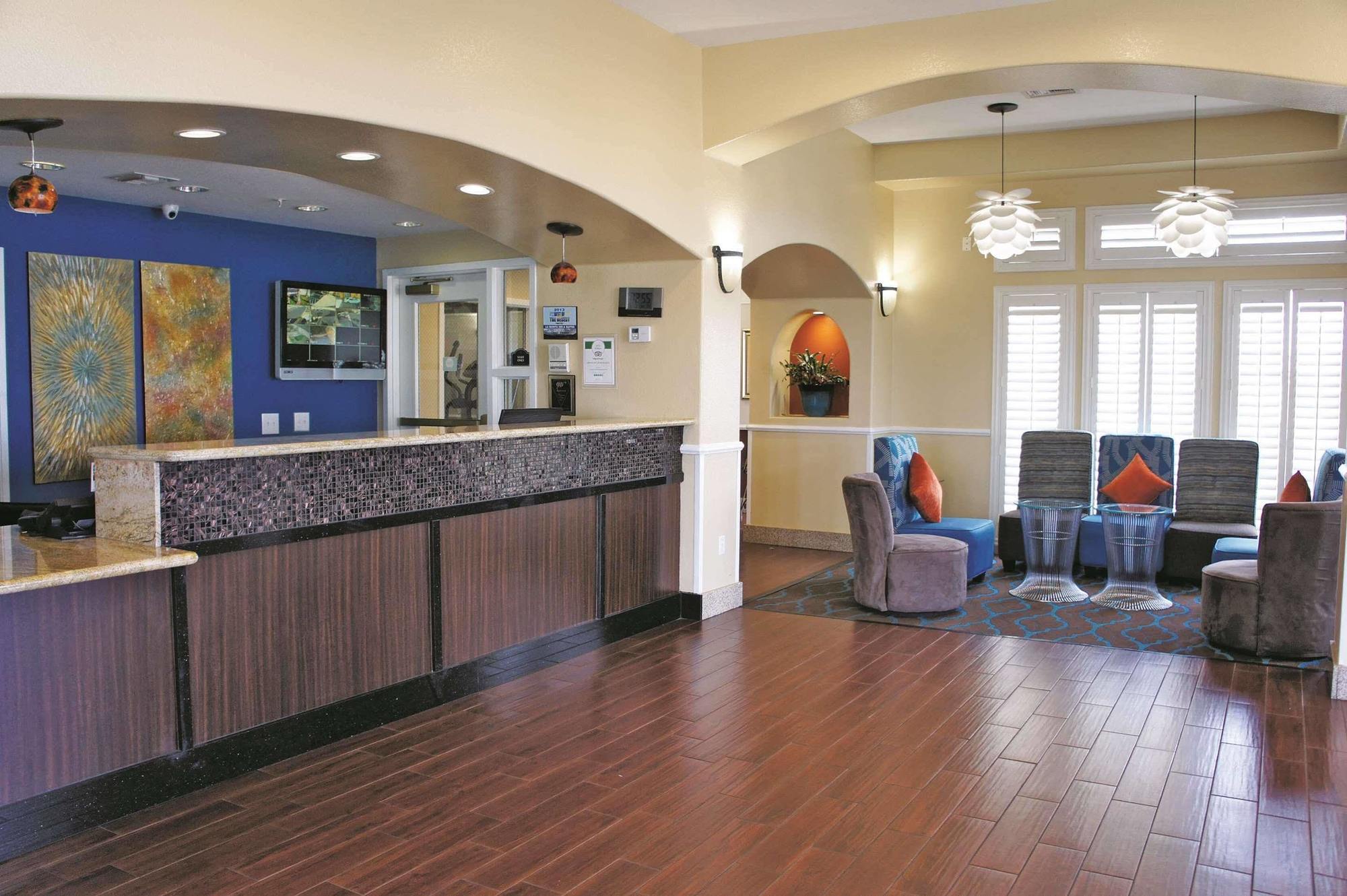 Courtyard By Marriott Victorville Hesperia Extérieur photo