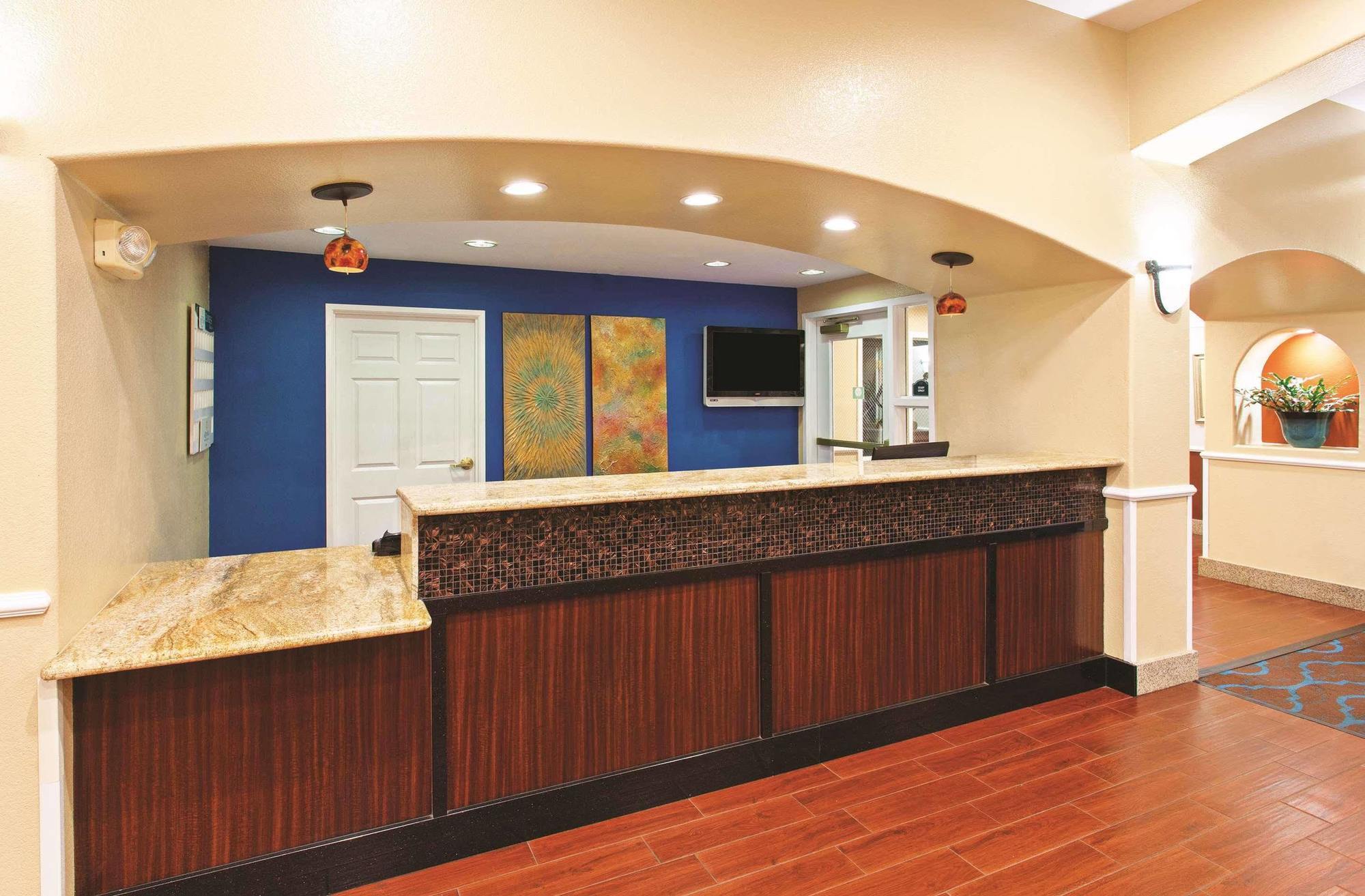 Courtyard By Marriott Victorville Hesperia Extérieur photo