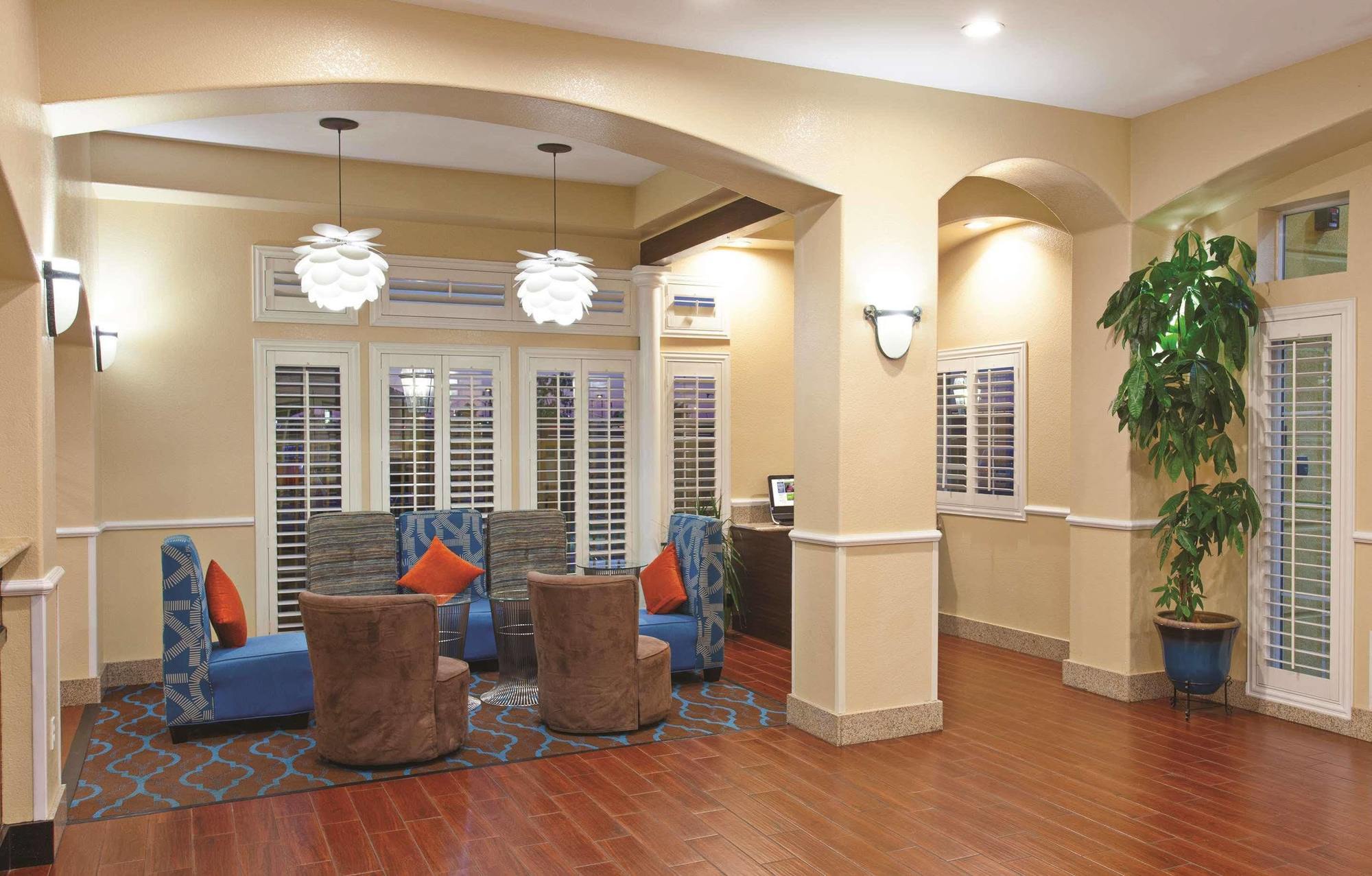 Courtyard By Marriott Victorville Hesperia Extérieur photo