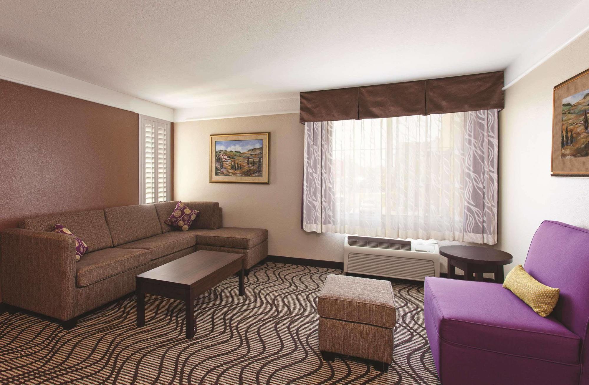 Courtyard By Marriott Victorville Hesperia Extérieur photo